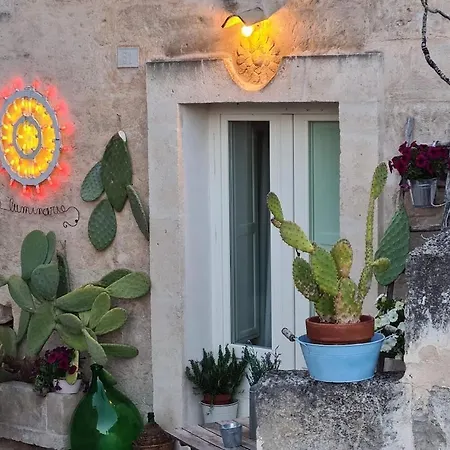 Semesterbostad Le Luminarie Sassi *